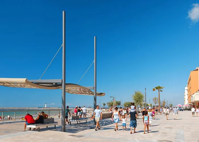 Appartamento Le Sunset-cap Sud-23 By Interhome